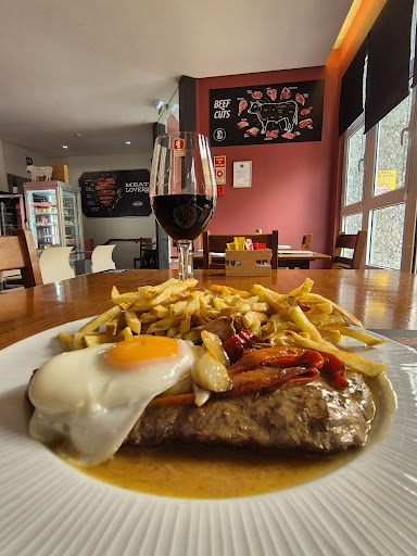 Esquina Steakhouse