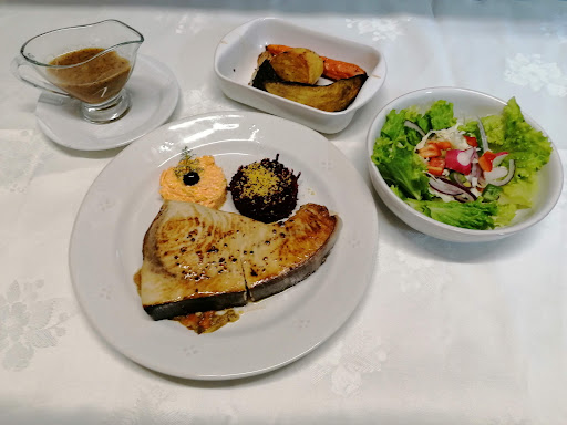 Captain's Table