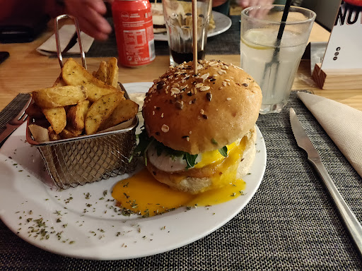 Gula Pizza & Burger