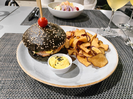 Terrassa Honest Food