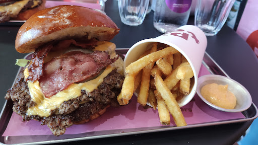Pantera Smash Burger
