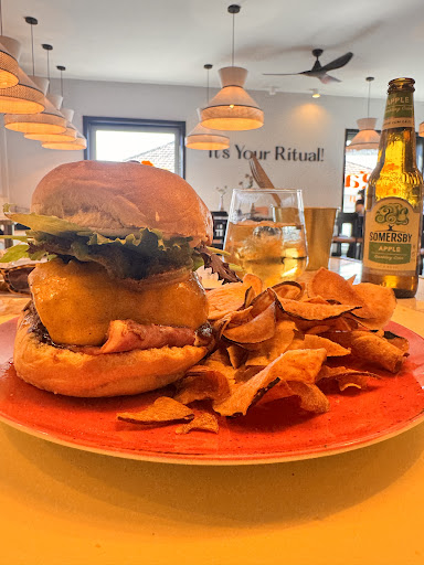 Giga Brunch