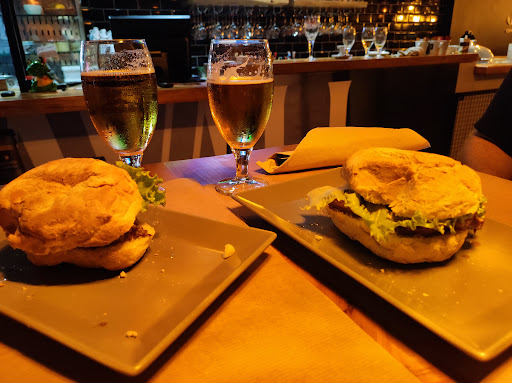 Javali ' Cervejaria / Hamburgueria '