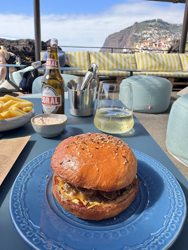 Windy Bar