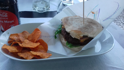 Brisoubar