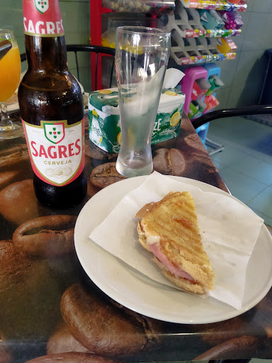 Pastelaria Arcada - Neves, Santos & Carvalho, Lda.