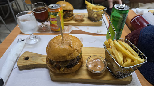 X Moderna Hamburgueria