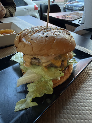 Tio Fafá Hamburgueria - Matosinhos