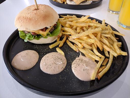 Hamburgueria D'Avó Ana