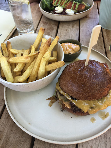 Hemisfério Brunch & Bar