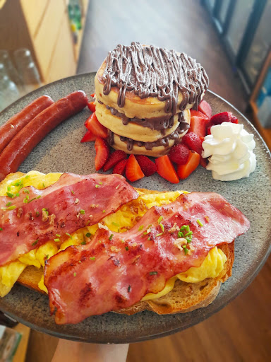 Oli Coffee & brunch