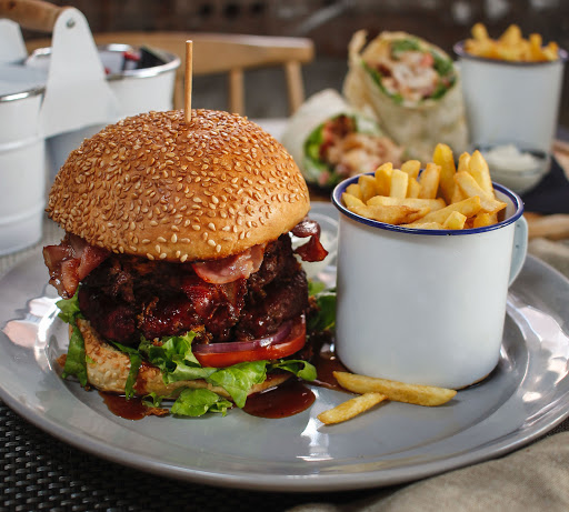 The Snug Smoke House