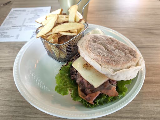 Alpha Café - Brunch & Burger