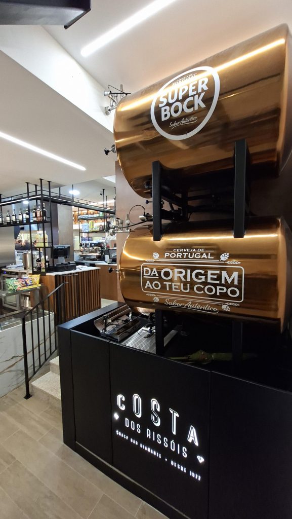 Costa dos Rissóis 1 Costa dos Rissóis: Melhores Salgados à Beira-Mar com Sabor Inconfundível