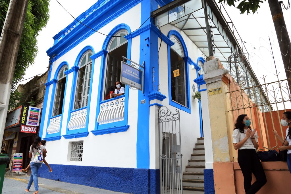 Casa da Rua 1 Casa da Rua: Design Moderno e Aconchegante para Sua Moradia