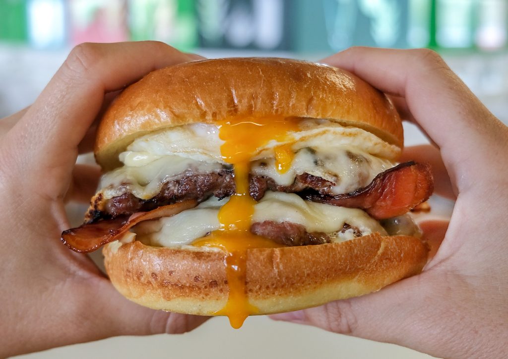 As Melhores Hamburguerias em Angra do Heroísmo 1 As Melhores Hamburguerias em Angra do Heroísmo – Sabores que Encantam