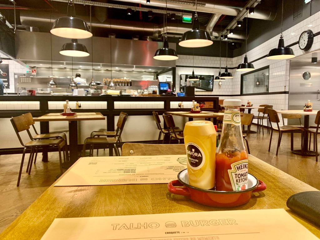 Talho Burger Forum Algarve 1 Talho Burger Forum Algarve – Hambúrguer Artesanal na Praia da Rocha