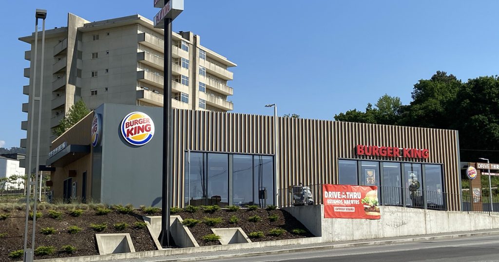 Burger King Santo Tirso: Melhor Hambúrguer da Região | Promoções e Cardápio